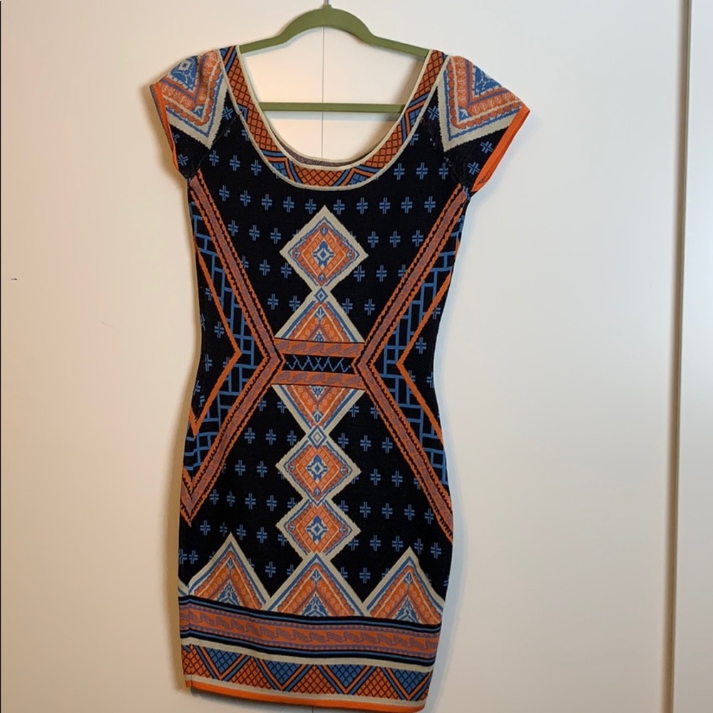 Dress - Picture 2 of 8